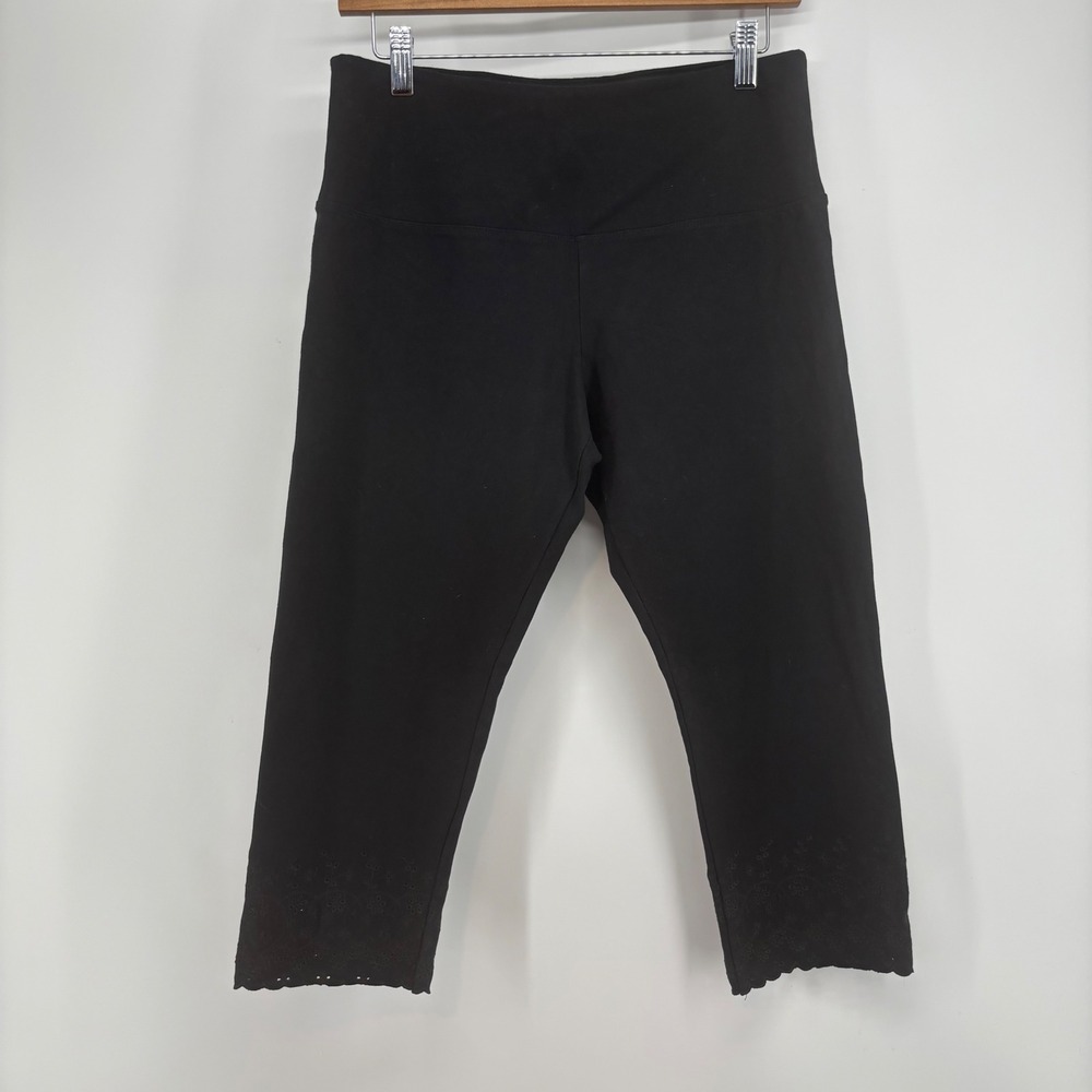 Intro Love the Fit Black Capri Leggings Tummy Control Eyelet Hem Women Medium